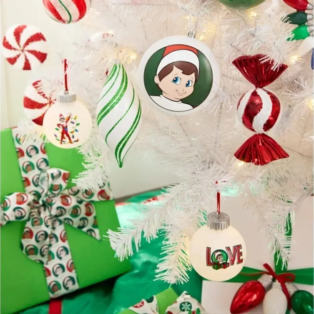 Elf on the Shelf Light Up Christmas Ornament (Love) New